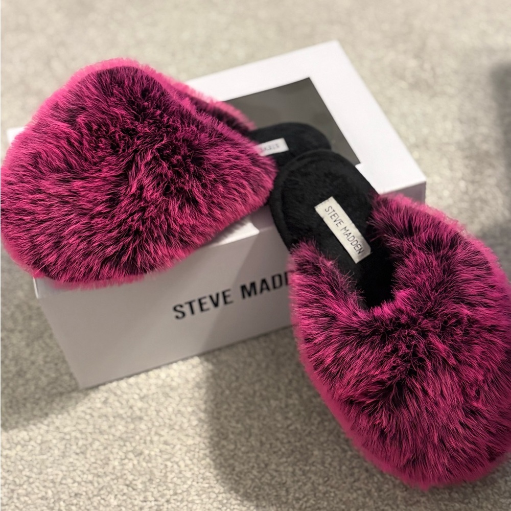 Steve Madden Plush Poof Magenta Slippers